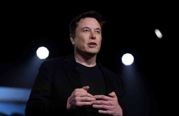 Elon Musk sells Tesla stock for $ 7 billion: it's his parachute in case he loses the lawsuit against Twitter