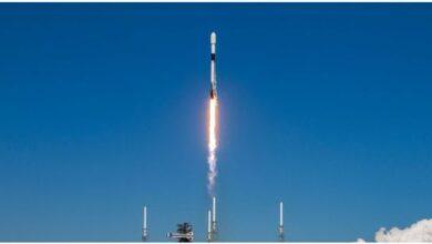 Photo of SpaceX’s Falcon 9 rocket sets a new record with its 301st overall flight and 19th personal landing.